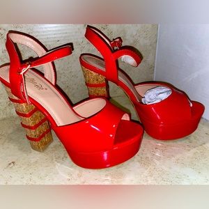 Red platform 6in heels